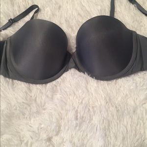 BRA VICTORIA’S SECRET